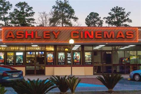 Cinemas valdosta - See your favorite classic movies on the big screen at Flashback Cinema locations . VIEW SCHEDULE VIEW THEATRES SUNDAY, MARCH 17 & WEDNESDAY, MARCH 20 JURASSIC PARK. Before there was a World, there was a Park. This is the ORIGINAL, directed by Steven Spielberg, based on Michael Crichton’s best-selling book. ...